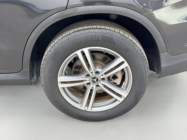 Used 2021 Mercedes-Benz GLC 300 image 39