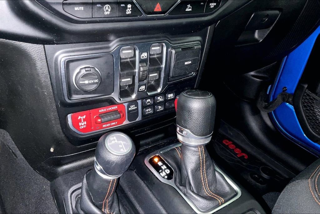 Used 2022 Jeep Gladiator Mojave w/ Trailer Tow Package image 33