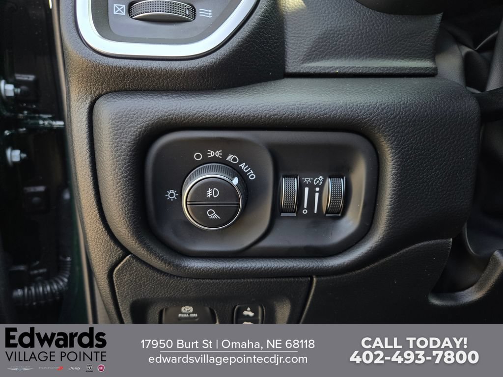 New 2026 RAM 1500 Big Horn AWD/4WD image 12