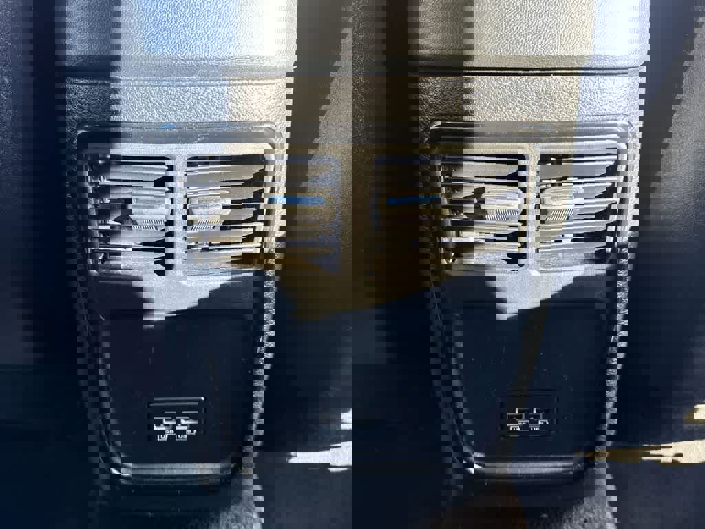 Used 2023 Chrysler 300 S image 22