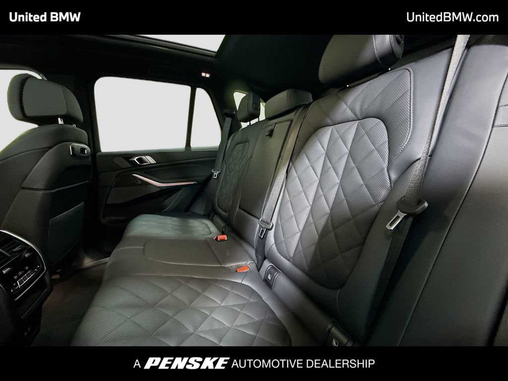 Used 2026 BMW X5 M60i AWD/4WD image 13
