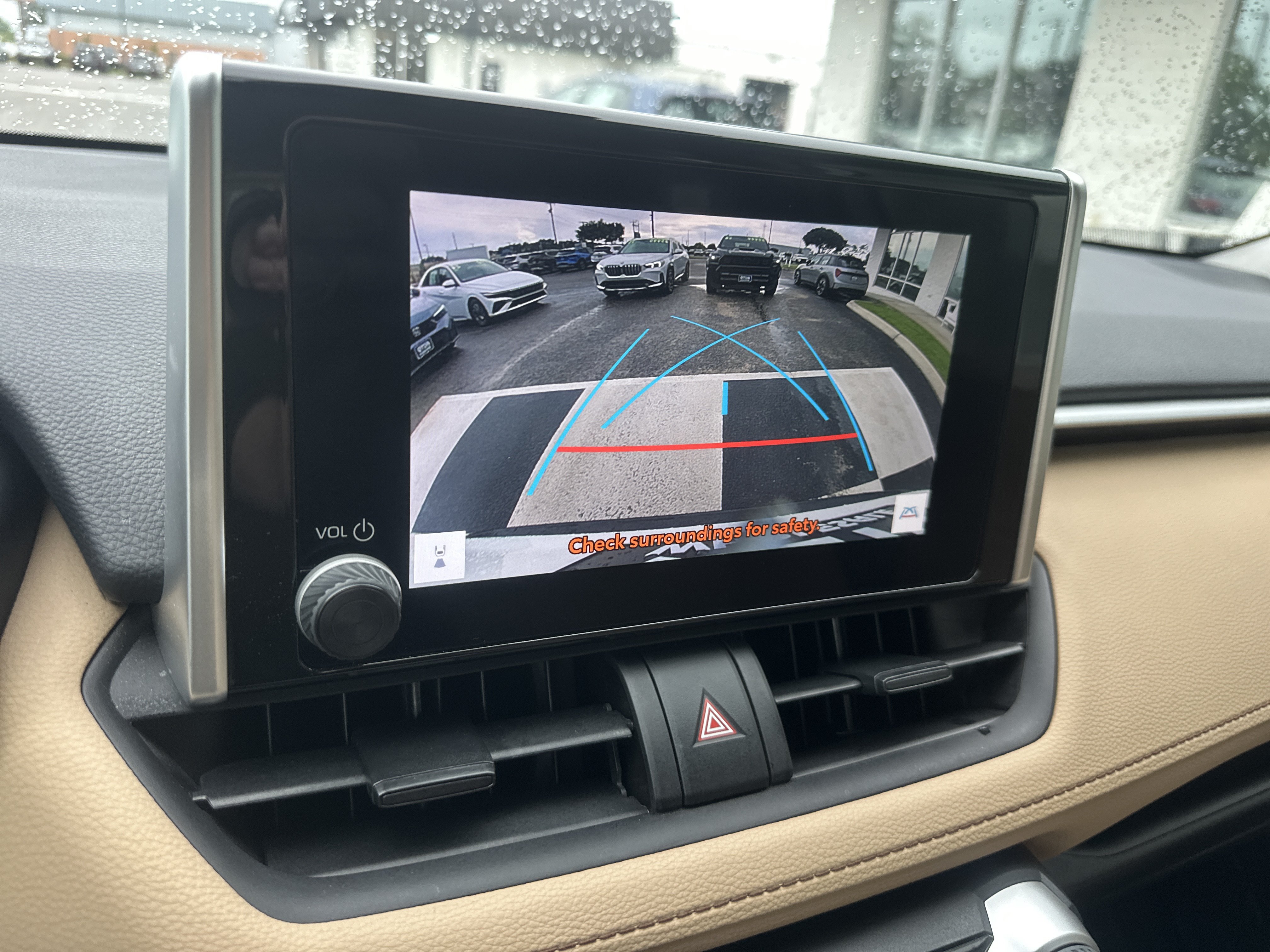 Used 2023 Toyota RAV4 XLE AWD/4WD image 18