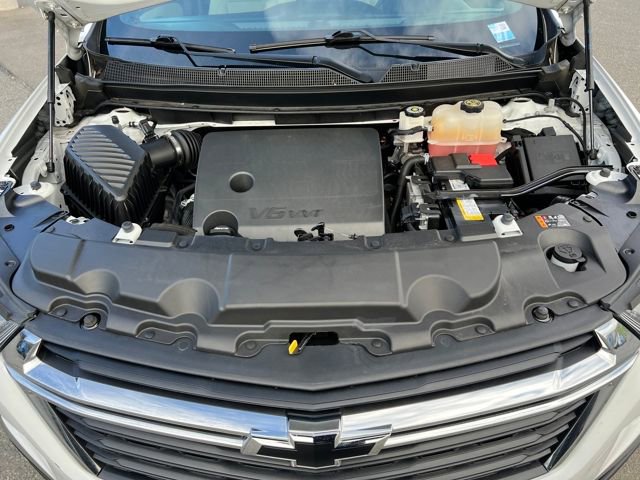 Used 2022 Chevrolet Traverse LS image 30