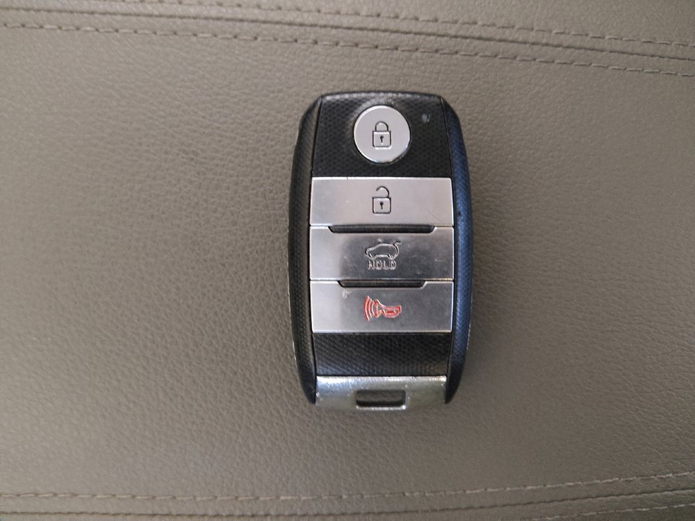 Used 2016 Kia Sportage EX image 32