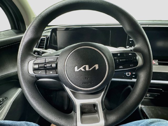 Certified 2023 Kia Sportage LX AWD/4WD image 11