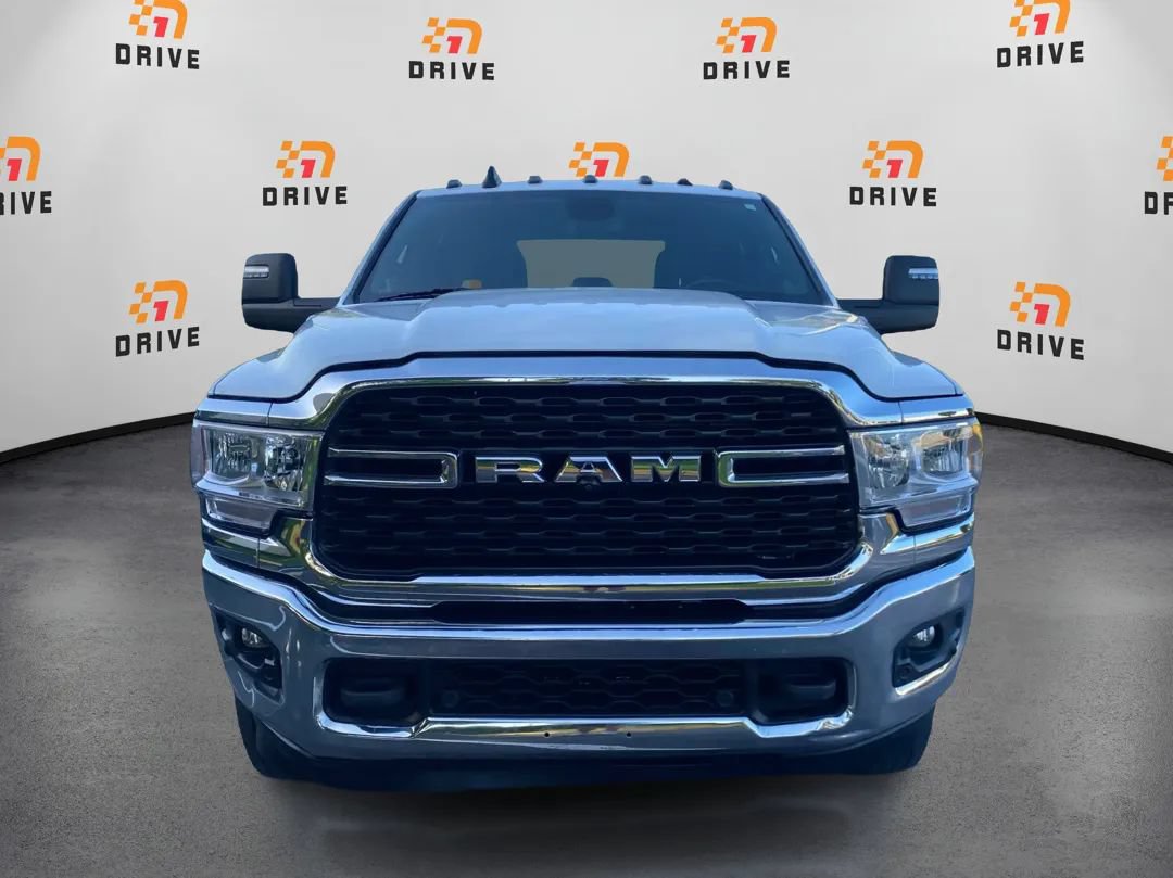 Used 2024 RAM 3500 Big Horn w/ Towing Technology Group AWD/4WD image 2