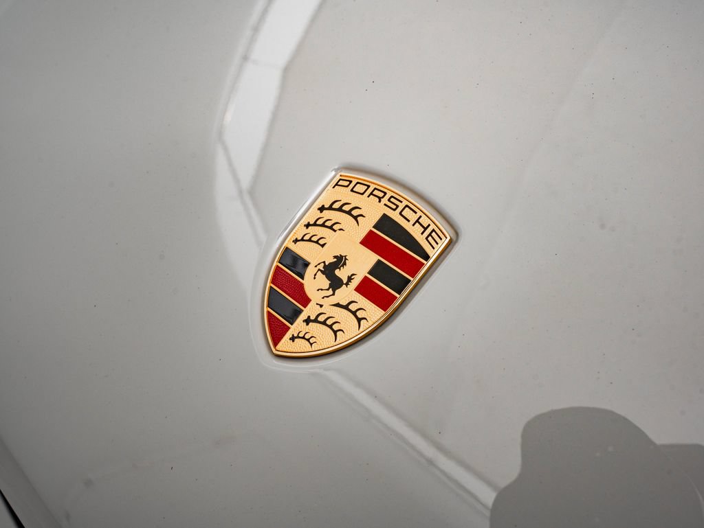 New 2026 Porsche Macan AWD/4WD image 17