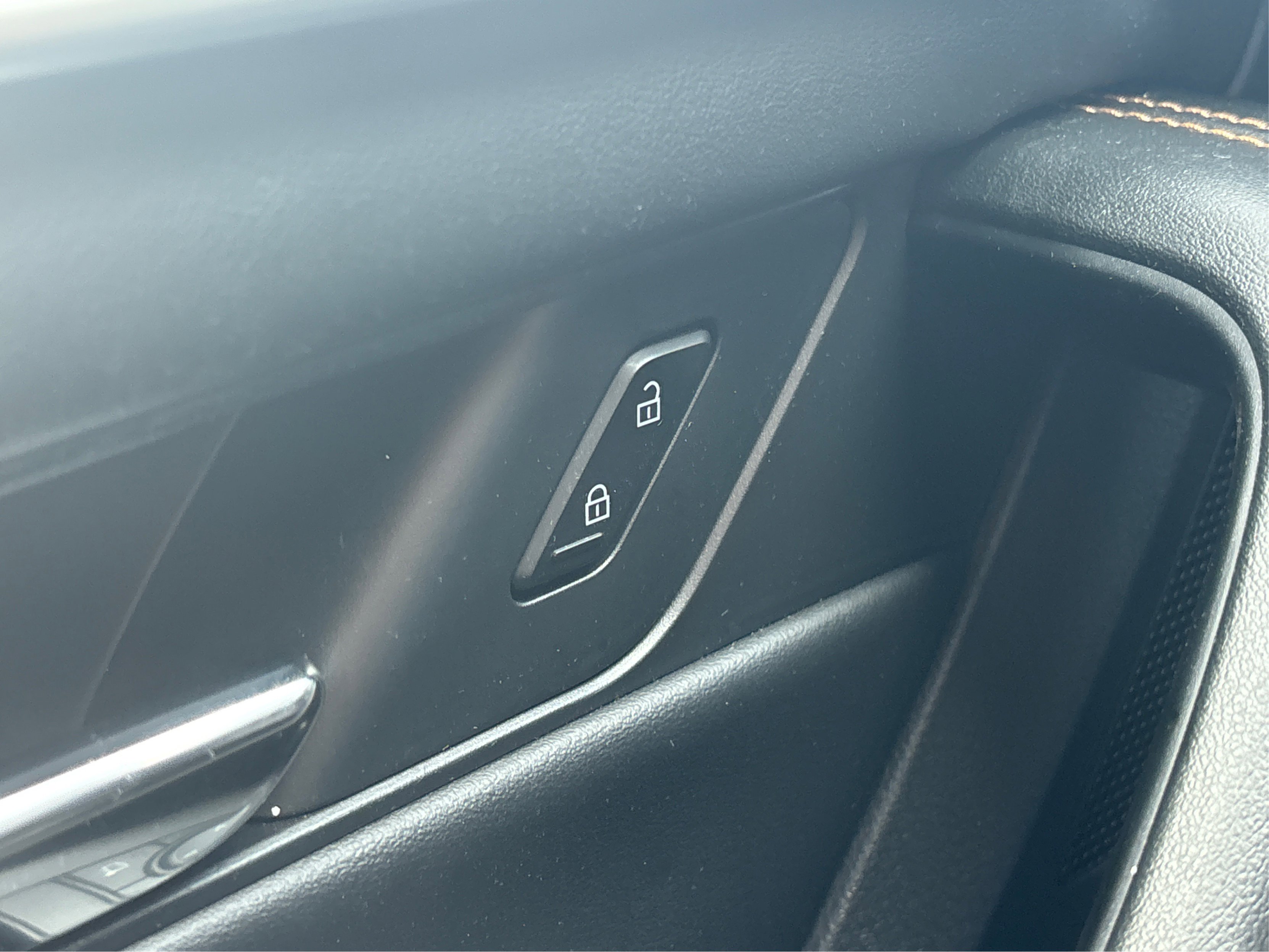 Used 2024 MAZDA CX-90 Plug-In Hybrid w/ Premium Pkg image 55