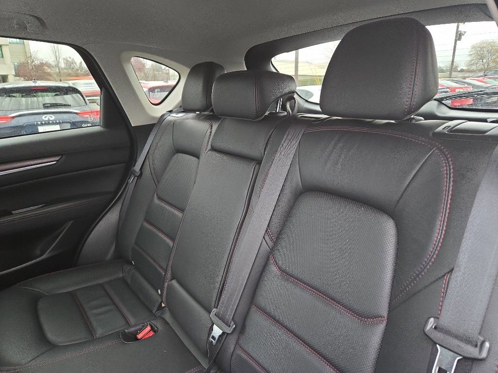 Used 2024 MAZDA CX-5 Carbon Edition image 13