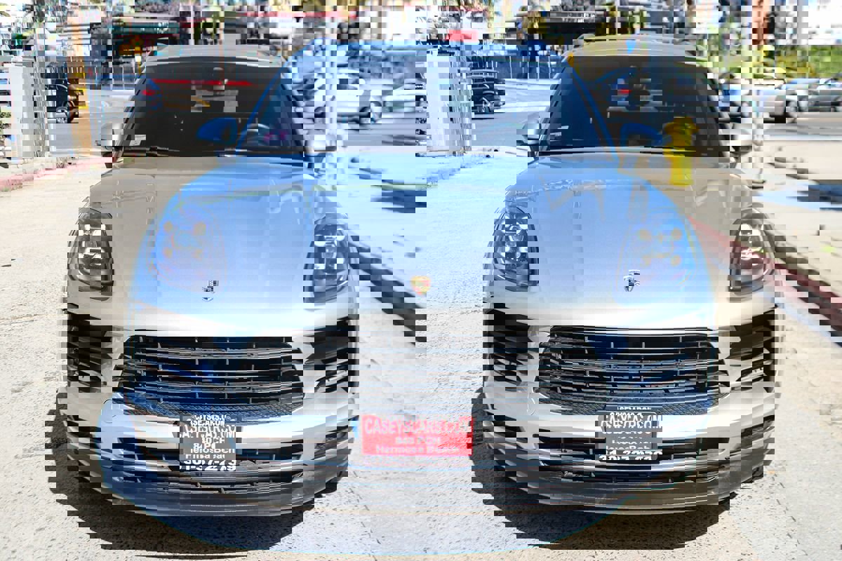 Used 2020 Porsche Macan image 9