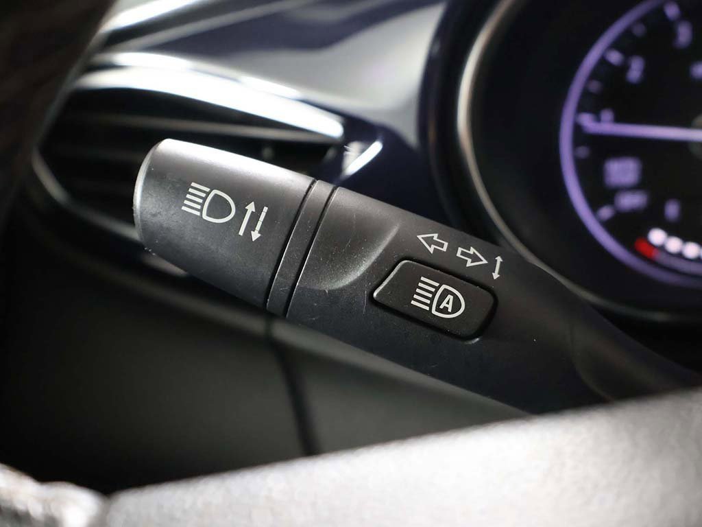 Used 2022 Buick Encore GX Preferred image 37