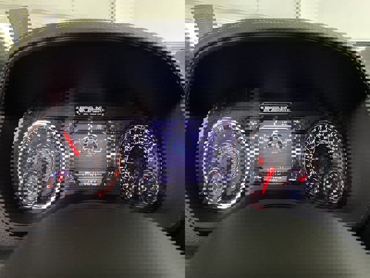 Used 2020 RAM 3500 Laramie image 27