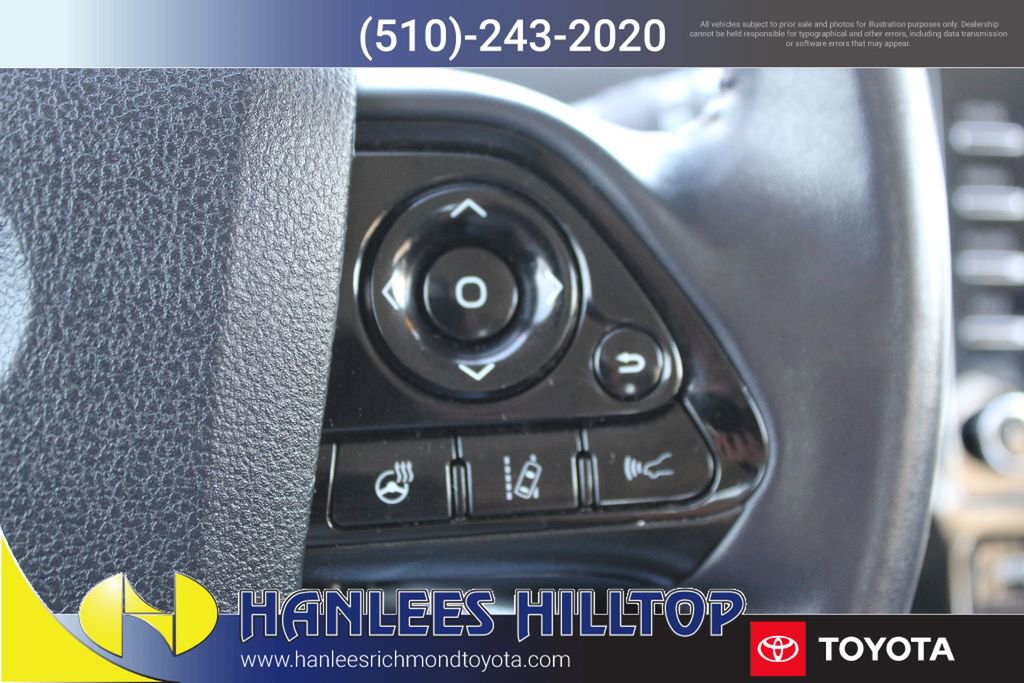 Used 2022 Toyota Prius XLE FWD image 28