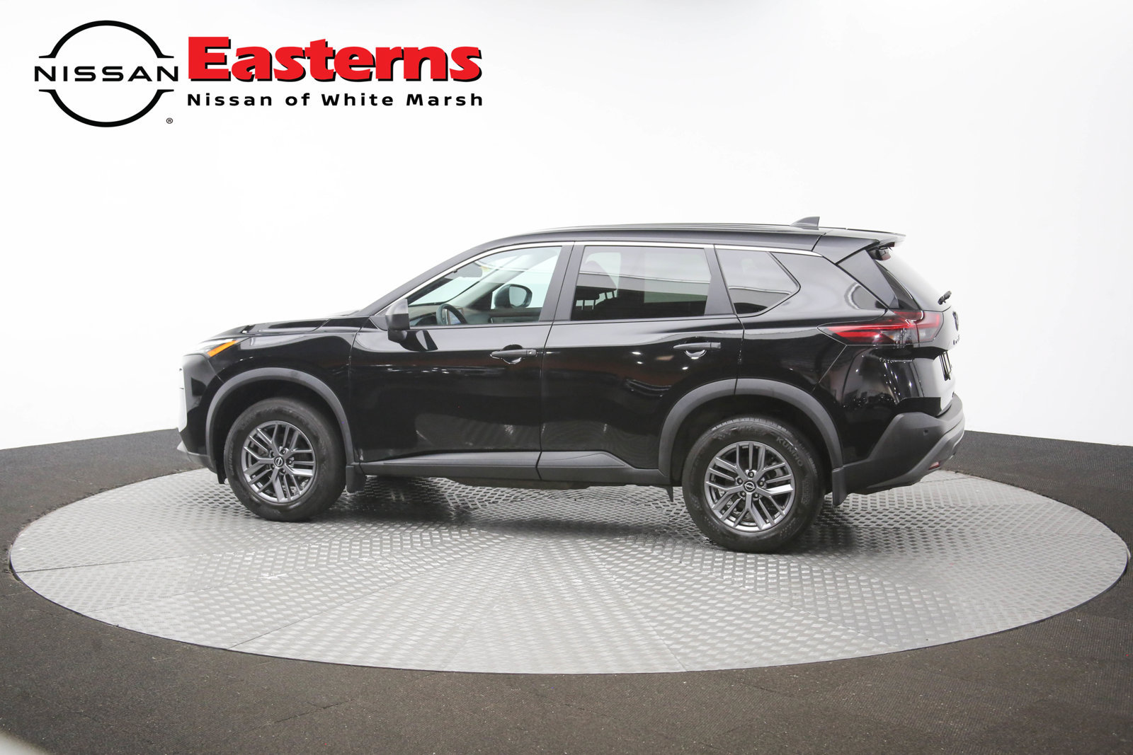 Used 2023 Nissan Rogue S AWD/4WD image 57