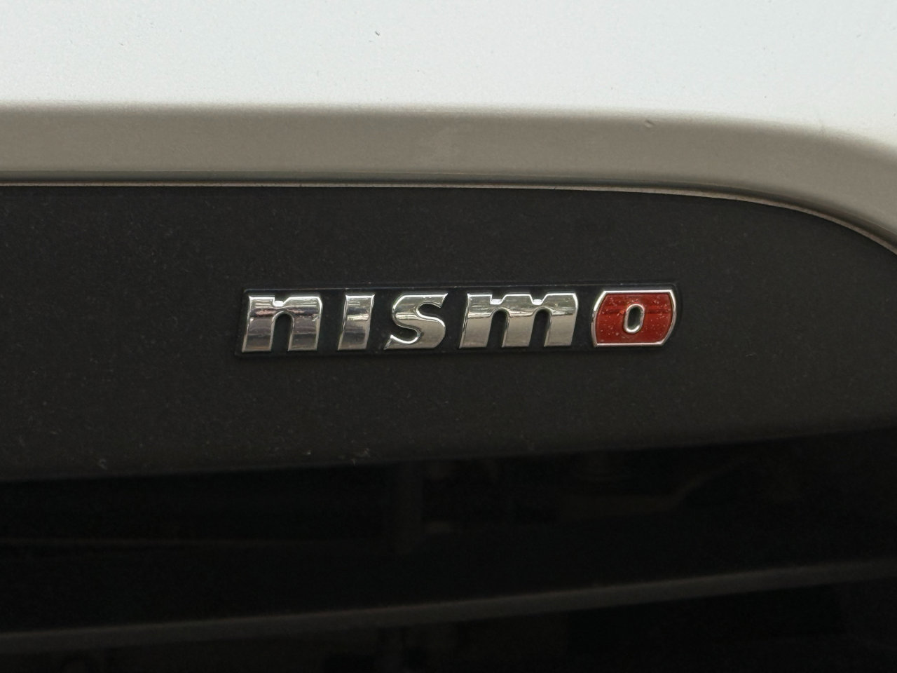 Used 2016 Nissan 370Z NISMO image 8