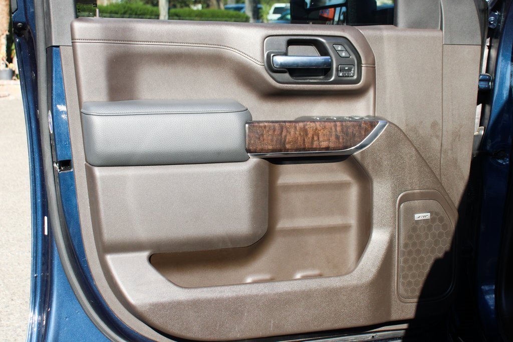 Used 2020 GMC Sierra 3500 Denali w/ Denali Ultimate Package image 15