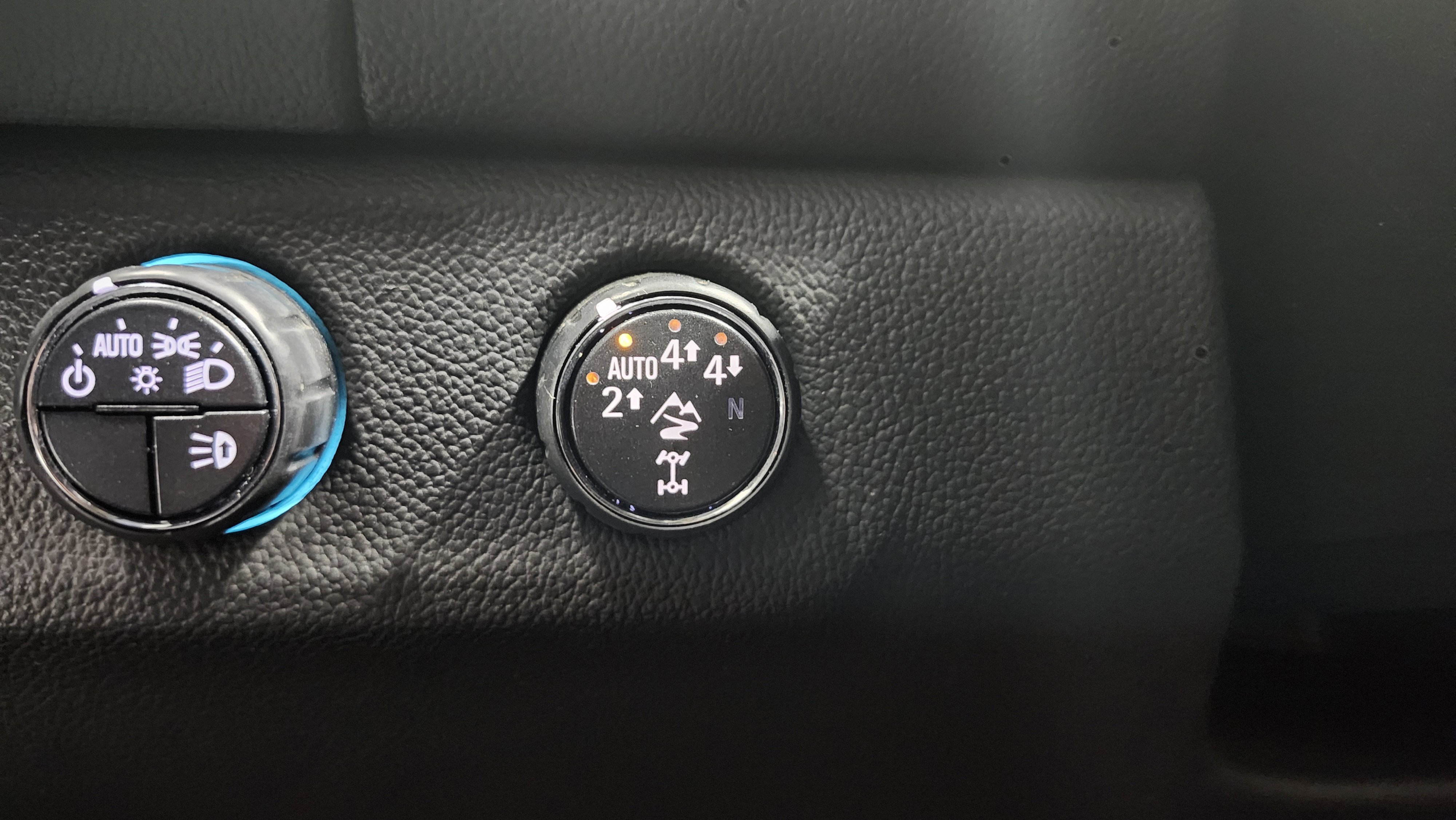 Used 2021 Chevrolet Colorado ZR2 w/ ZR2 Dusk Special Edition image 12