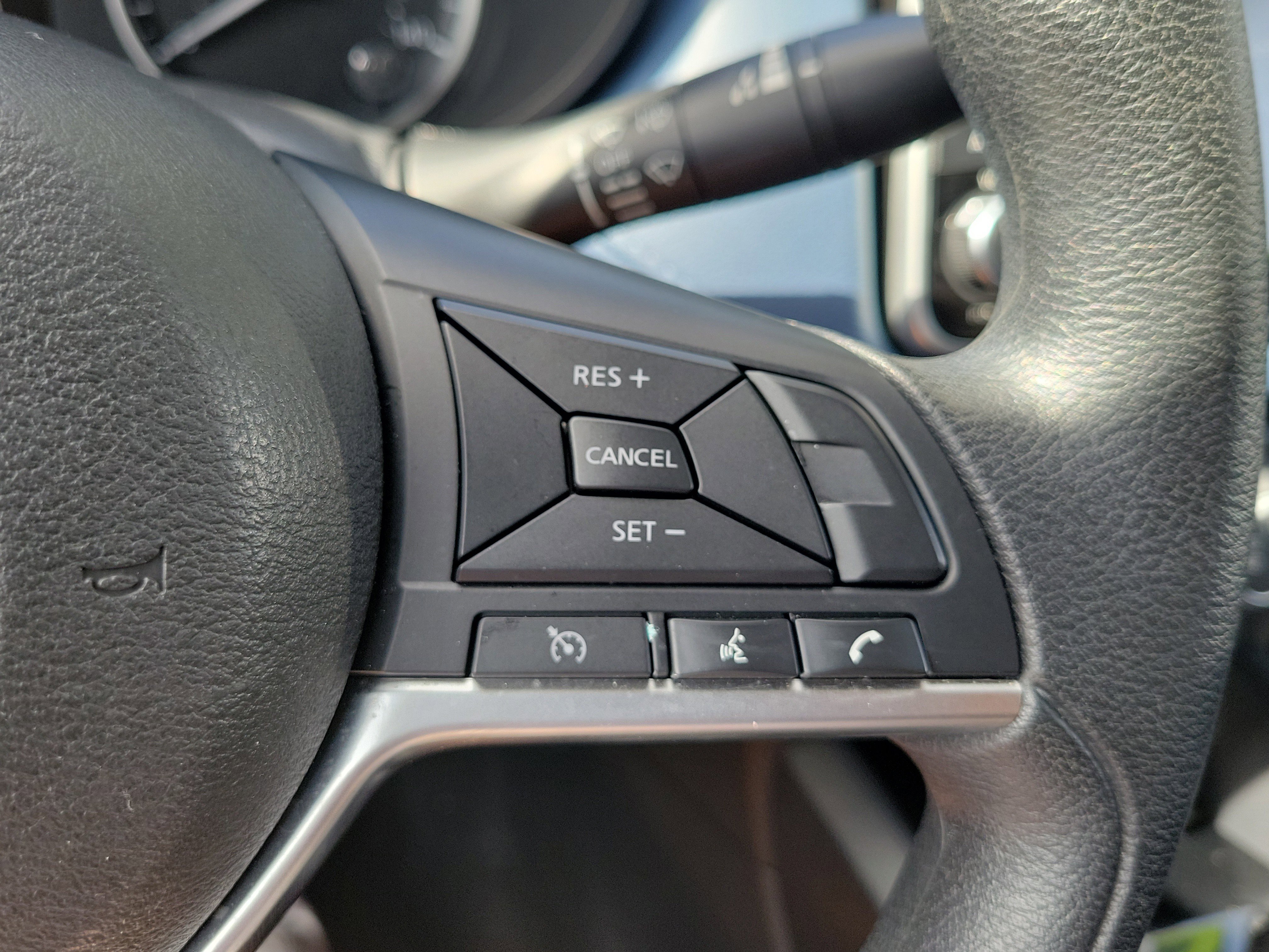Certified 2025 Nissan Versa SV FWD image 22