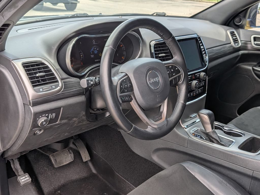 Used 2019 Jeep Grand Cherokee Altitude RWD image 31