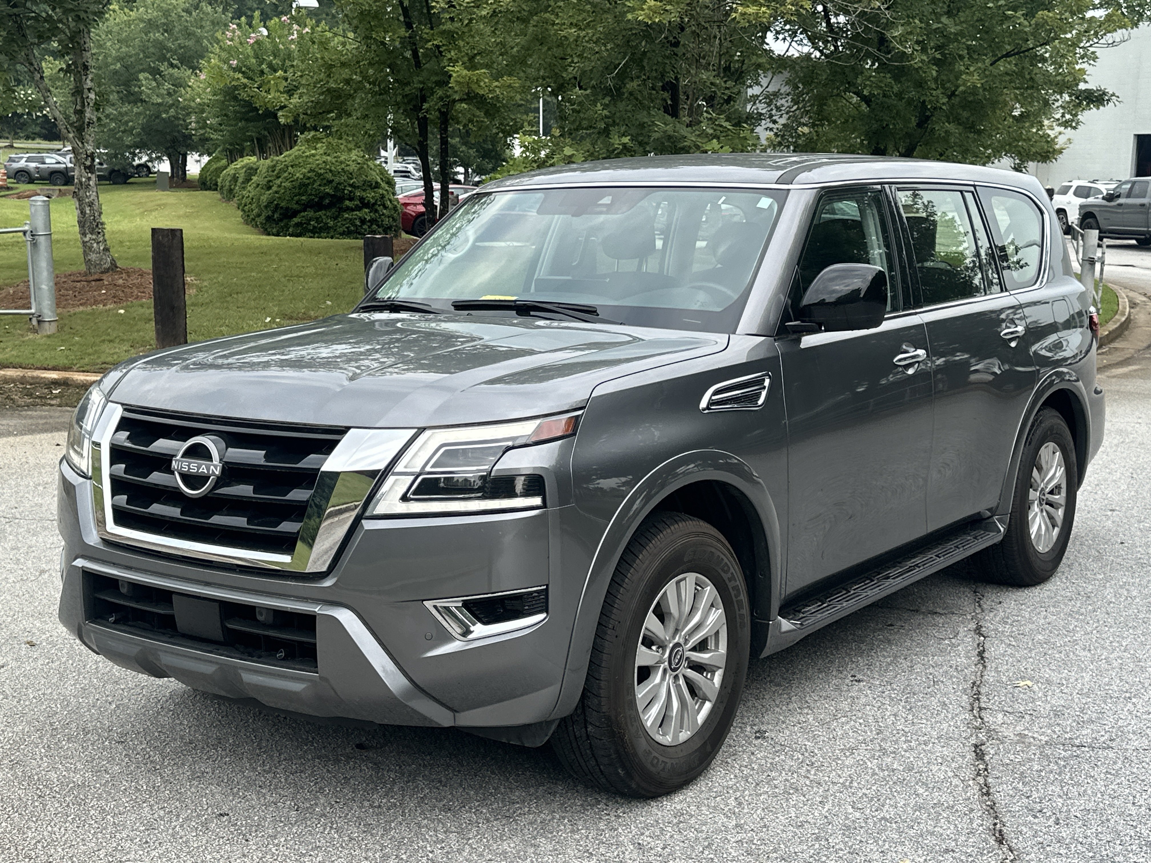 Used 2023 Nissan Armada S AWD/4WD image 1