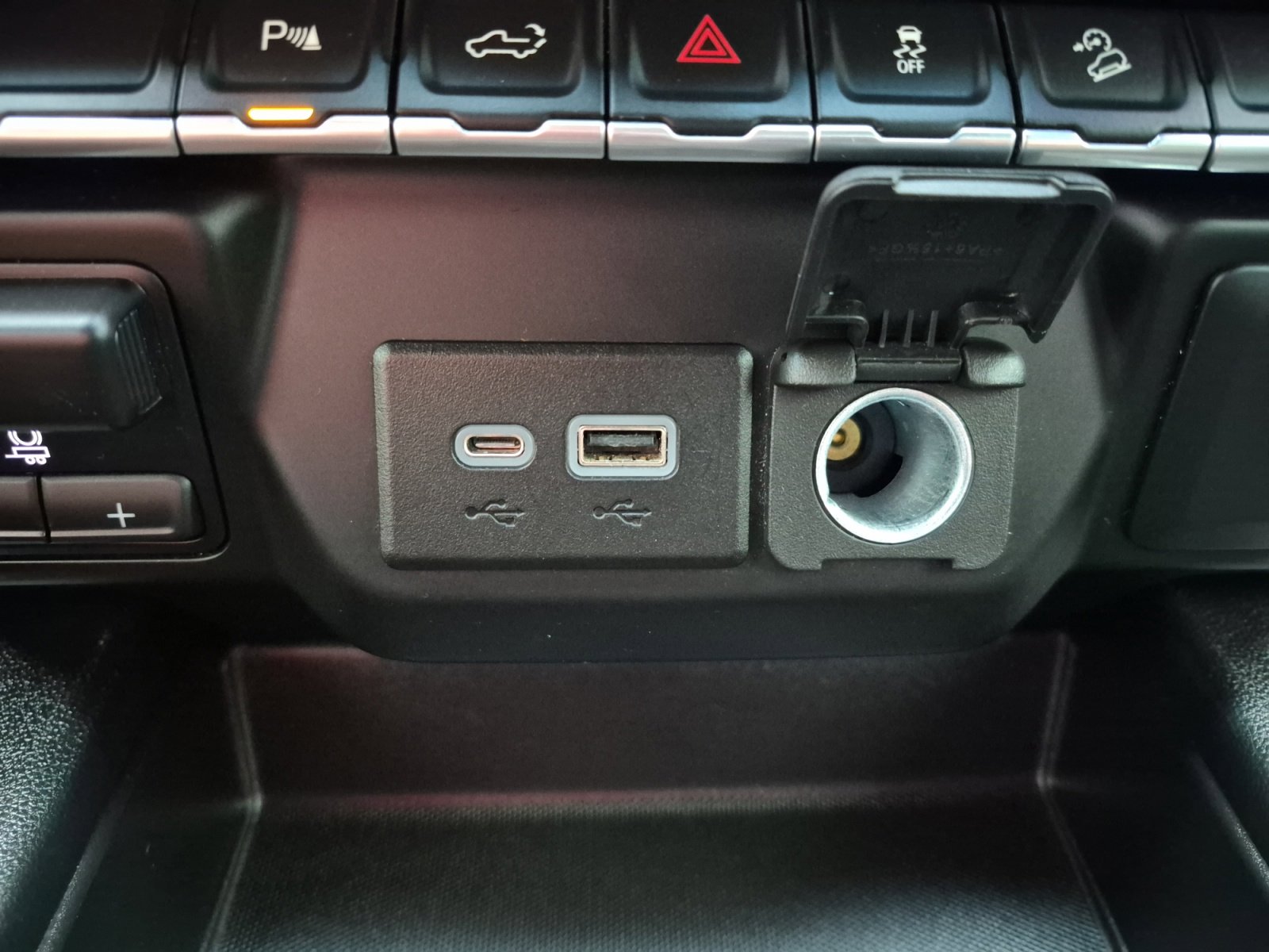 Used 2022 Chevrolet Silverado 2500 LT w/ Texas Edition image 20