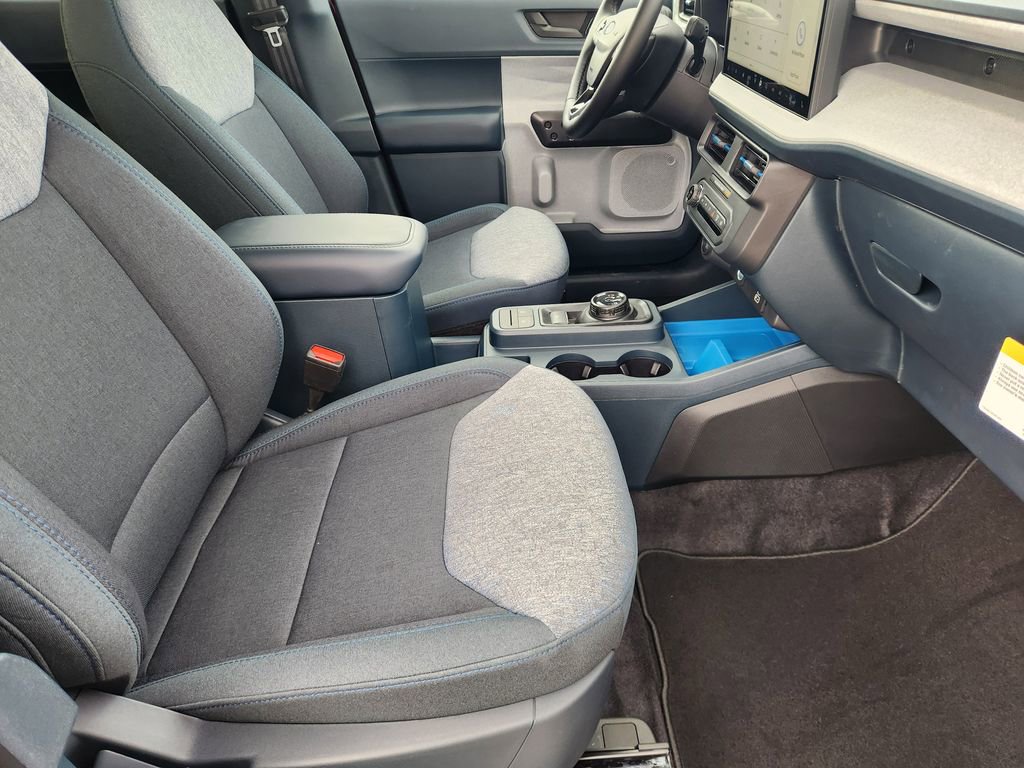 New 2026 Ford Maverick XLT w/ XLT Luxury Package image 10