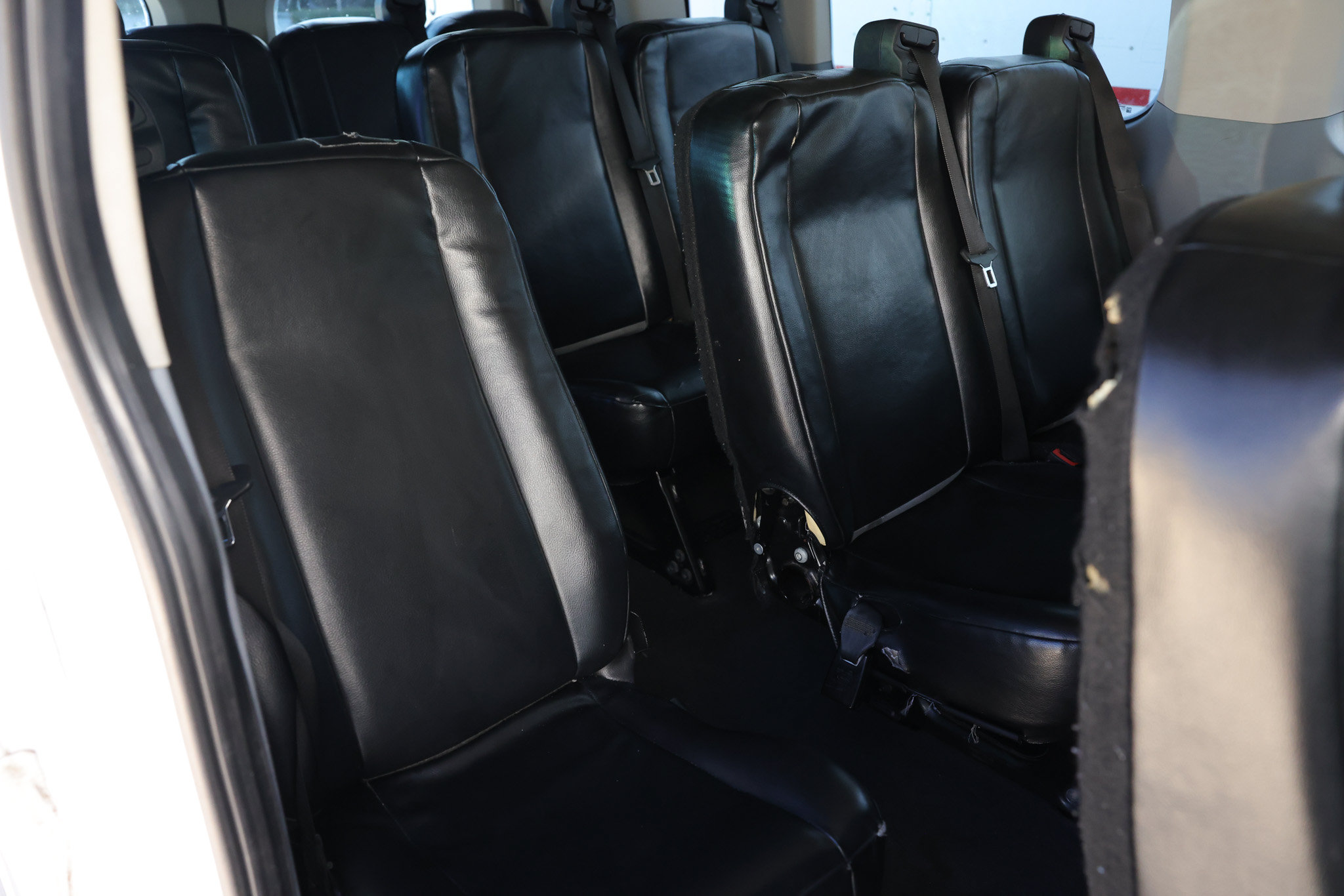 Used 2019 Ford Transit 350 XLT RWD image 27