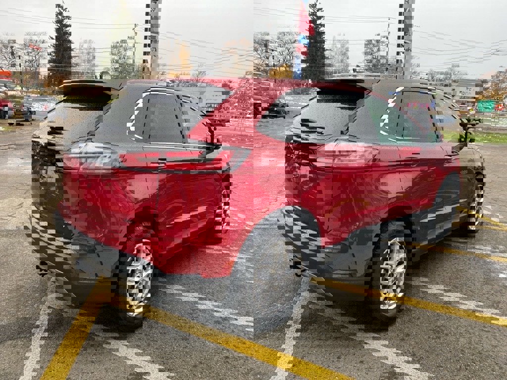 Used 2024 Ford Edge SEL w/ Convenience Package image 5