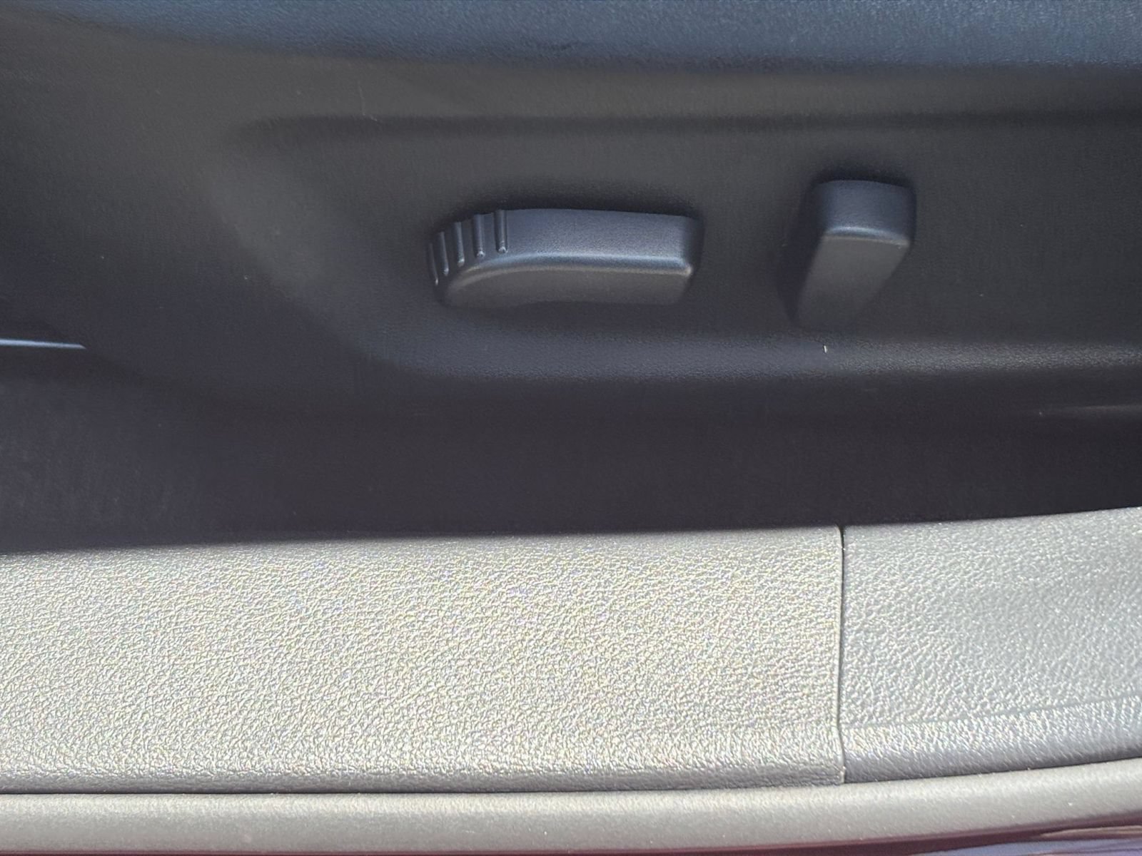 Used 2025 Nissan Altima 2.5 SV FWD image 22