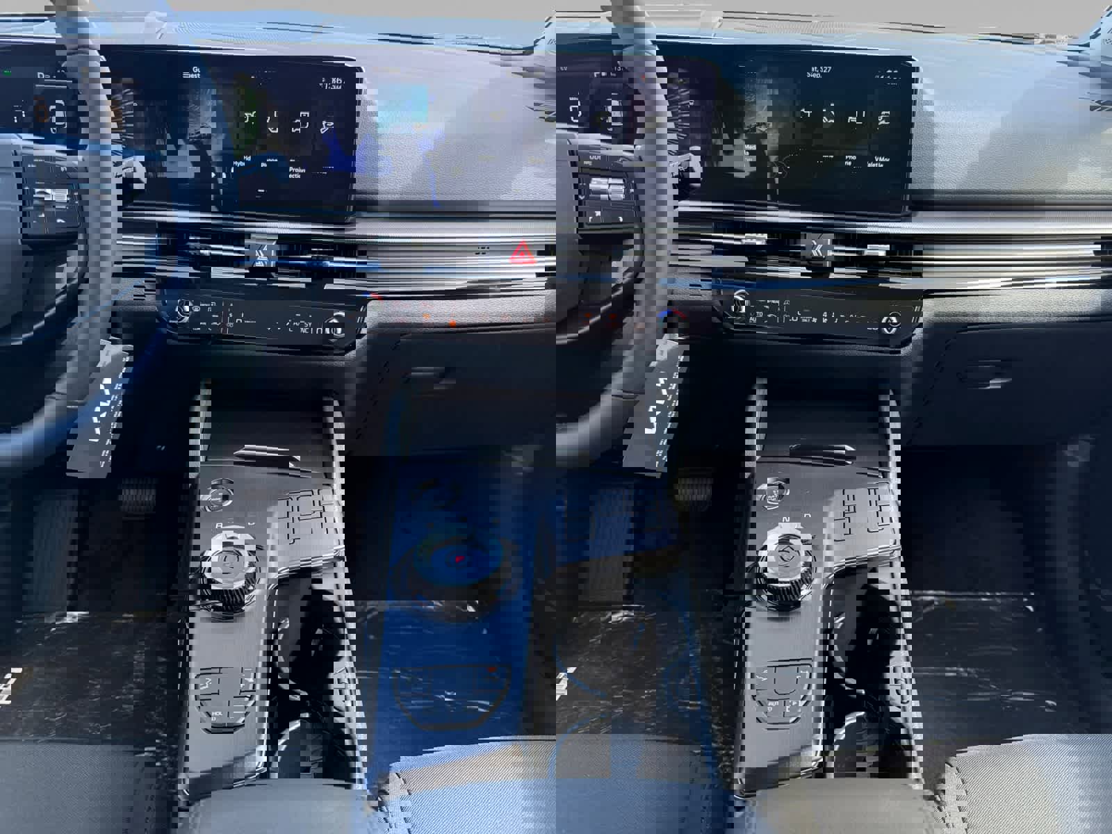 New 2026 Kia Sportage LX image 11