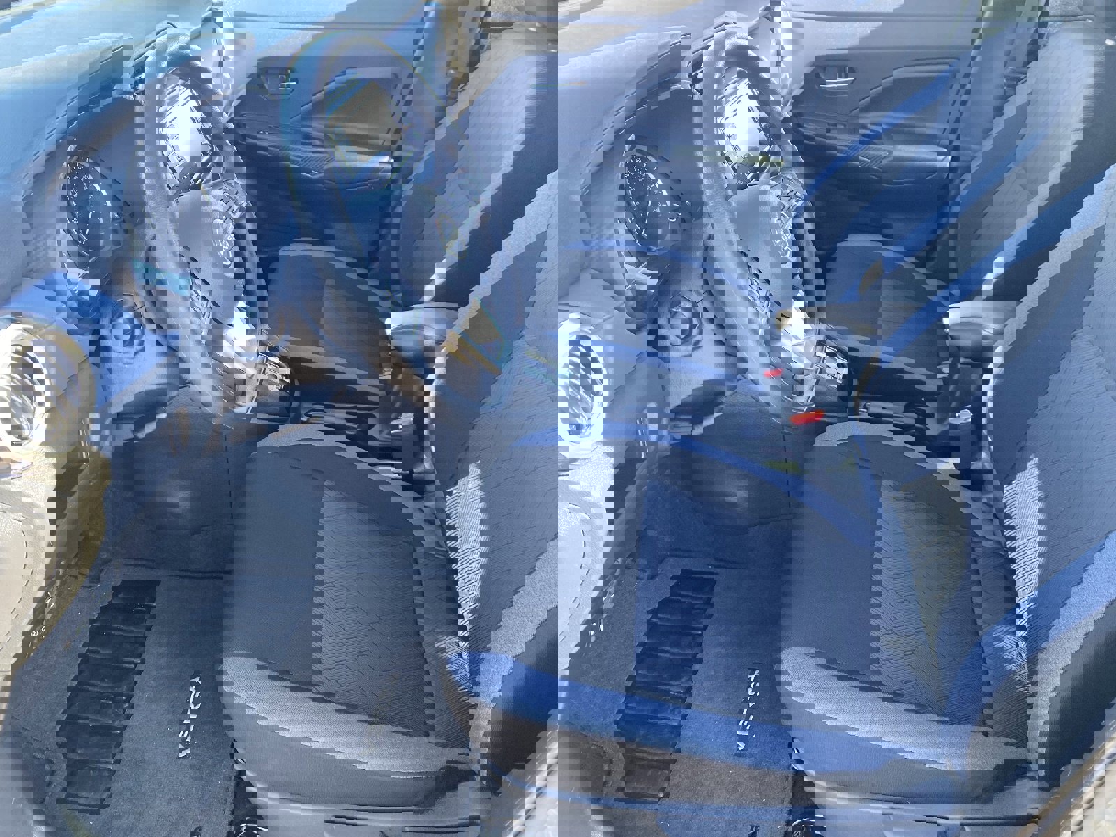 Certified 2025 Nissan Versa SV w/ Trunk Package image 20