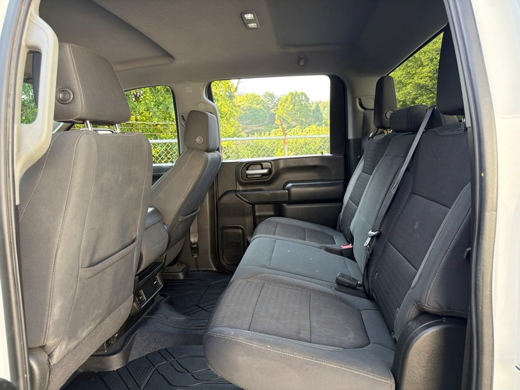 Used 2021 Chevrolet Silverado 2500 LT w/ Fleet Comfort Package AWD/4WD image 17