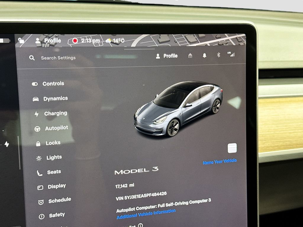 Used 2023 Tesla Model 3 Standard Range image 18