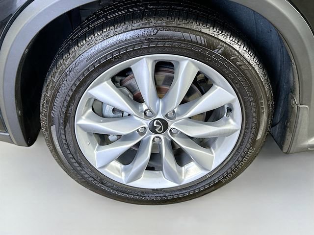 Used 2022 INFINITI QX50 Essential image 16