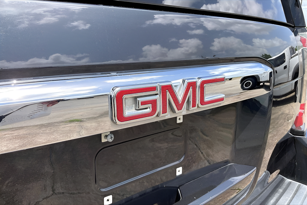 Used 2020 GMC Yukon Denali w/ Denali Ultimate Package RWD image 27