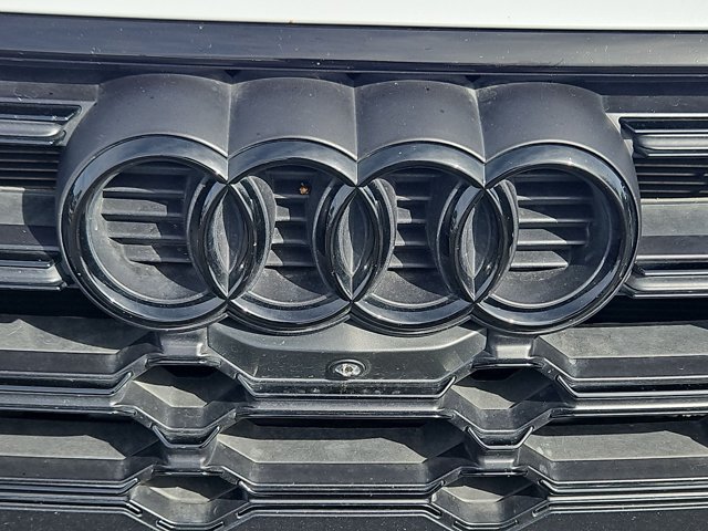 Used 2024 Audi Q5 e Premium Plus w/ Premium Plus Package AWD/4WD image 29