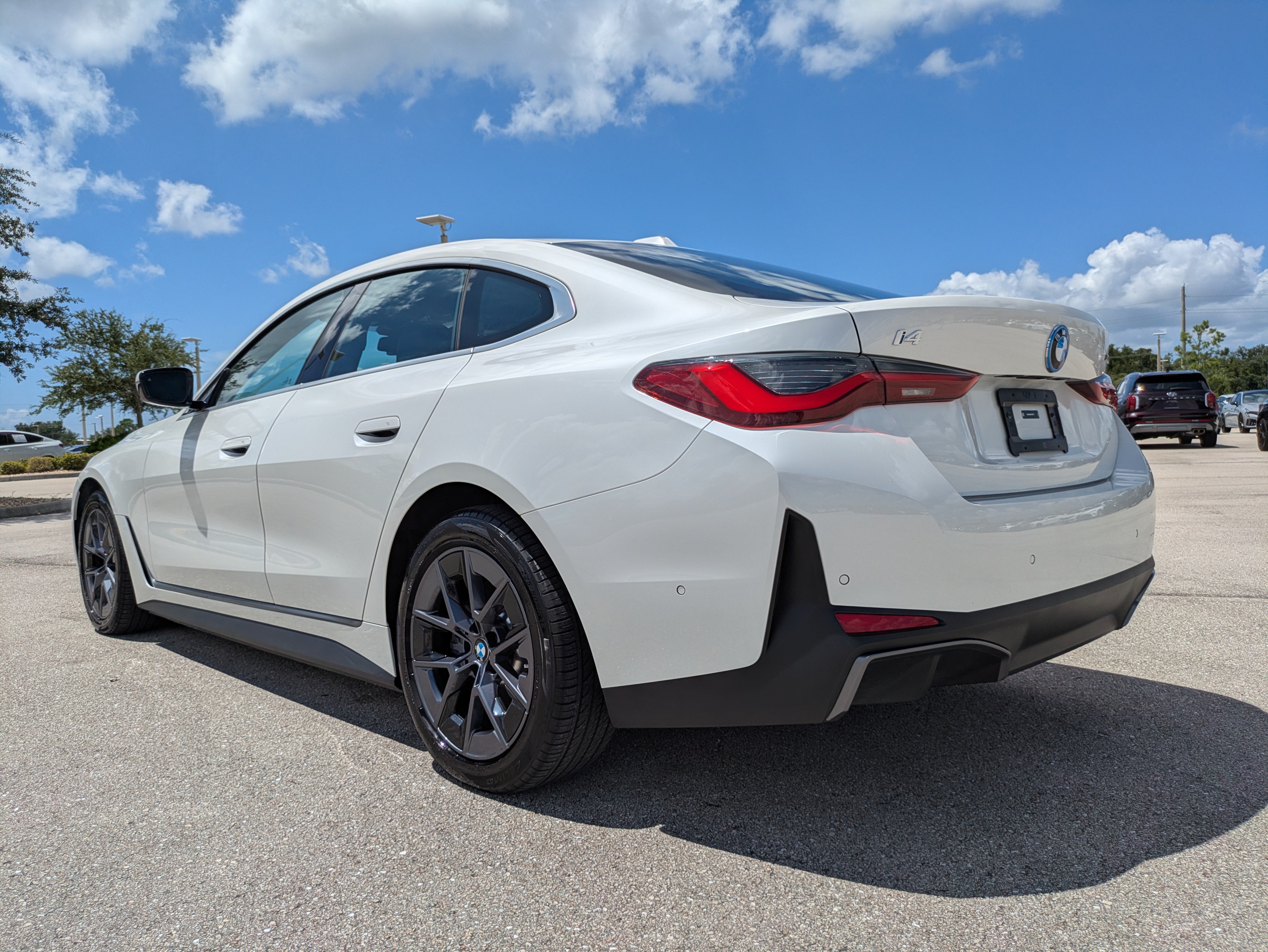 Used 2025 BMW i4 xDrive40i AWD/4WD image 6