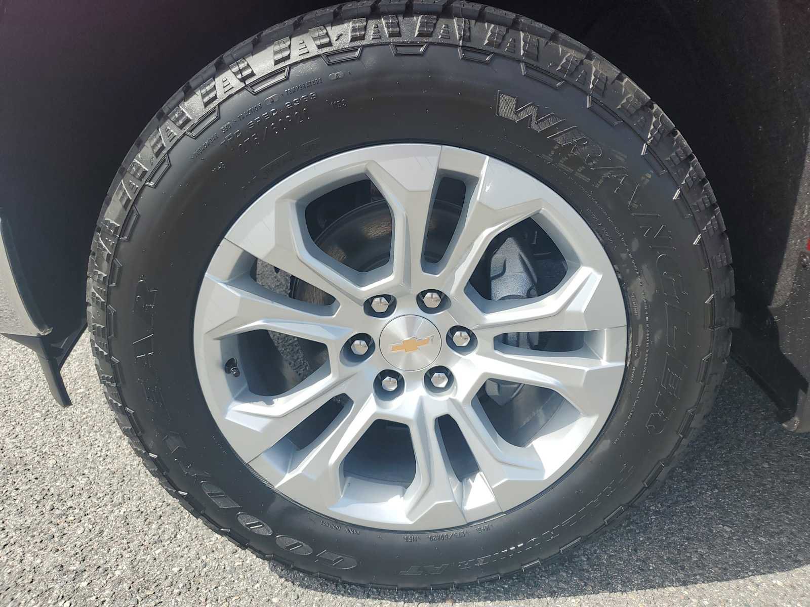 New 2026 Chevrolet Silverado 1500 LTZ w/ Z71 Off-Road Package image 10