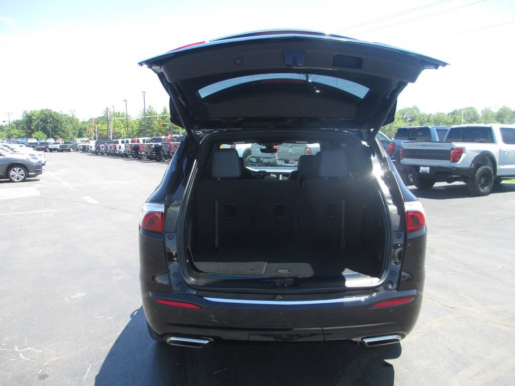 Certified 2023 Buick Enclave Essence w/ Experience Buick Package AWD/4WD image 7
