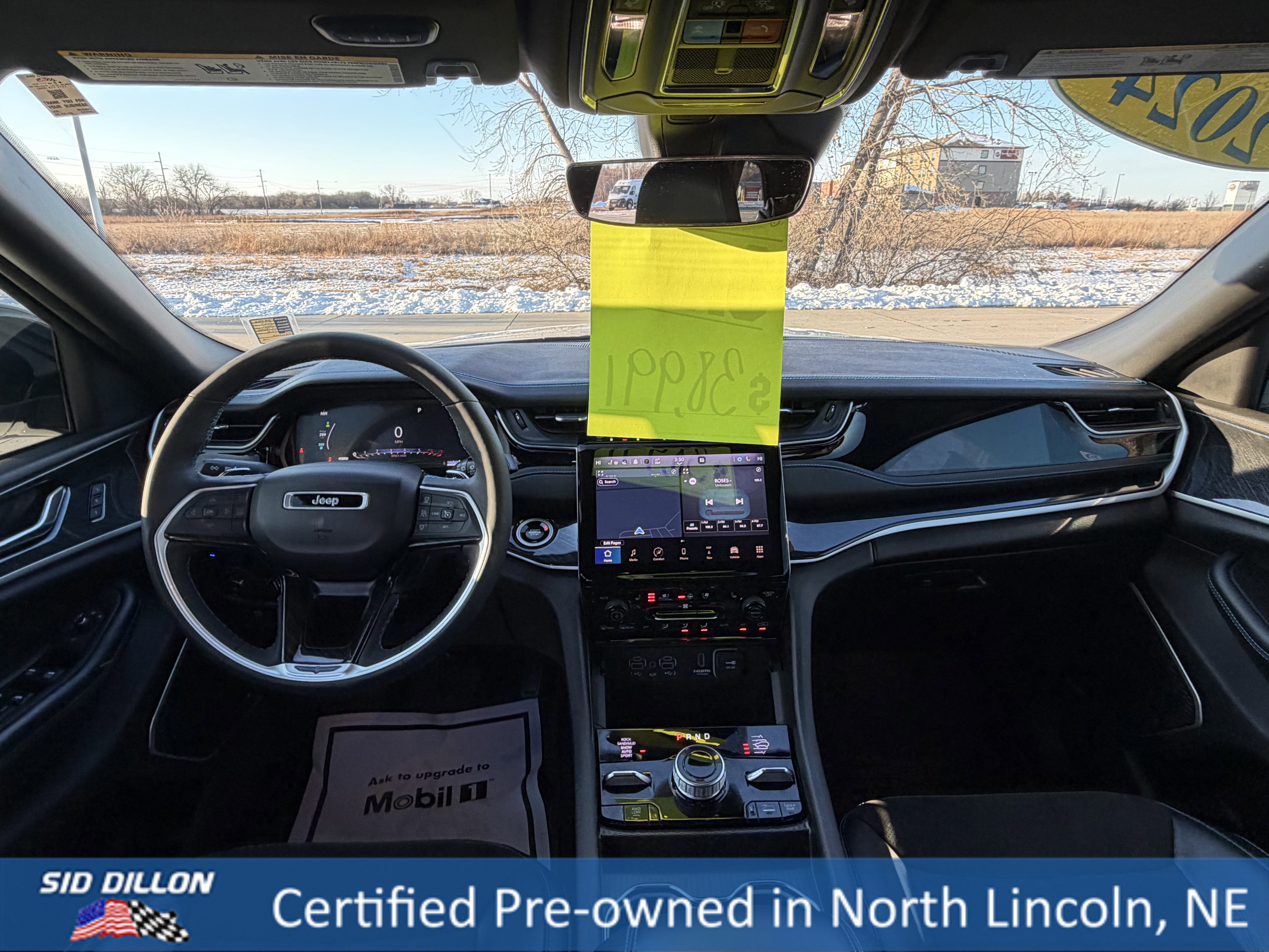 Used 2024 Jeep Grand Cherokee Trailhawk image 17