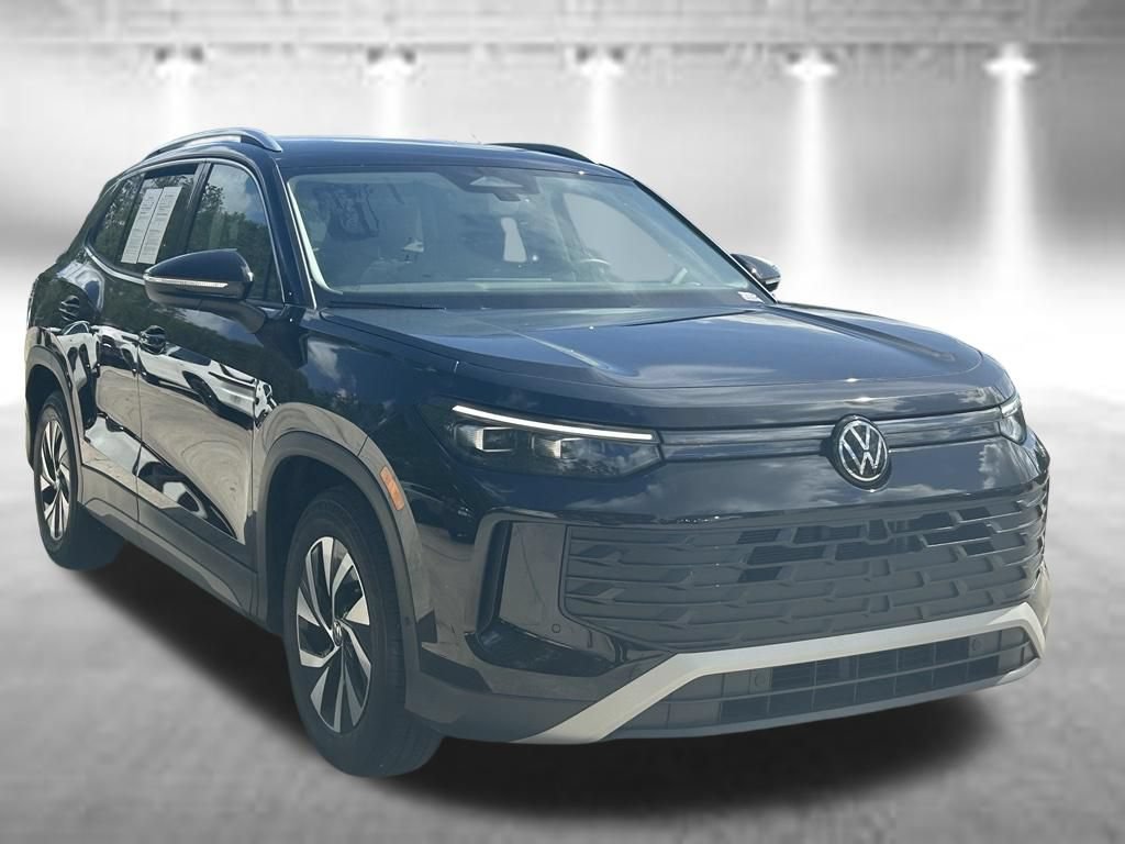 Certified 2026 Volkswagen Tiguan S FWD image 7