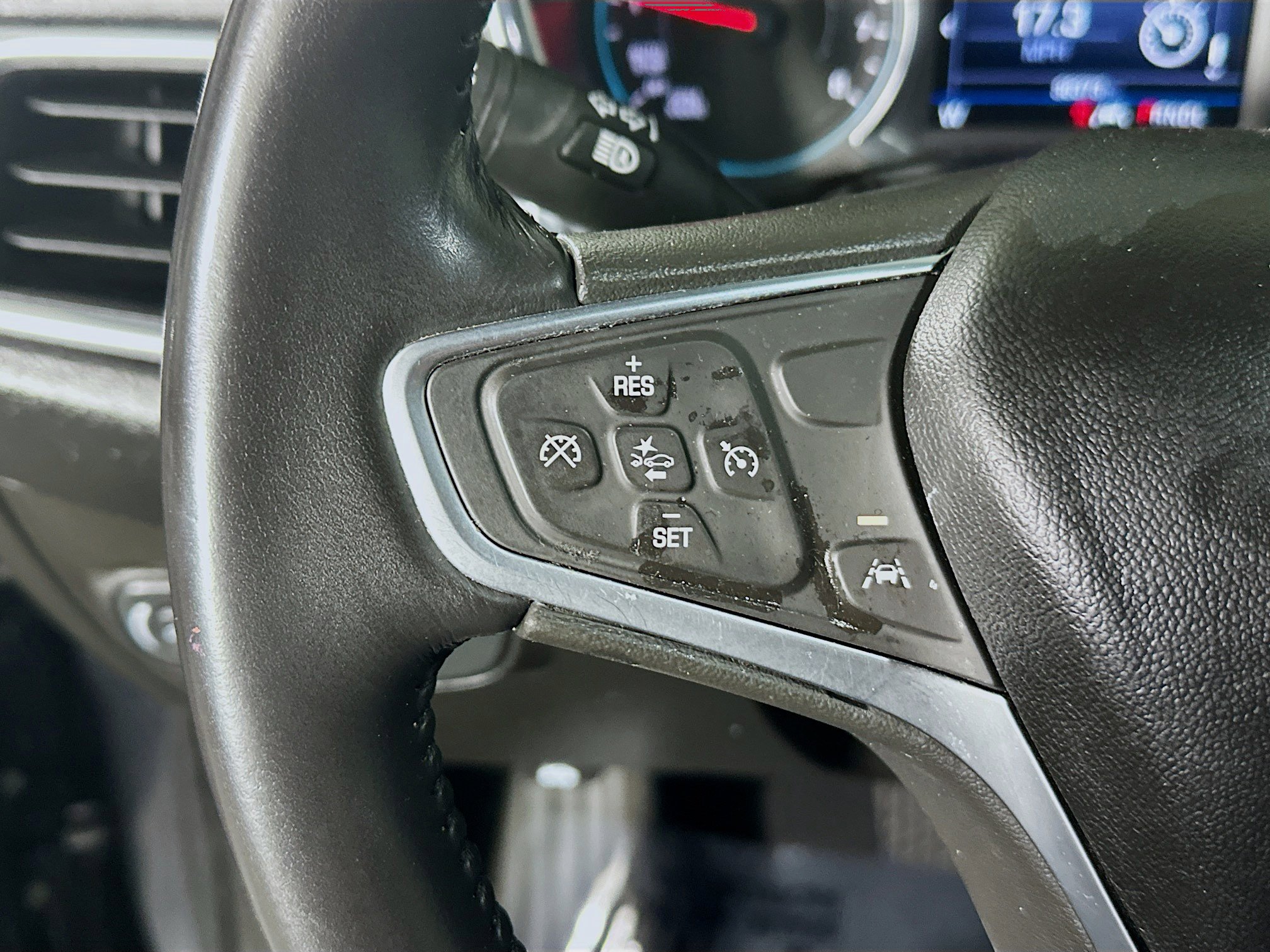 Used 2022 Chevrolet Equinox LT image 16