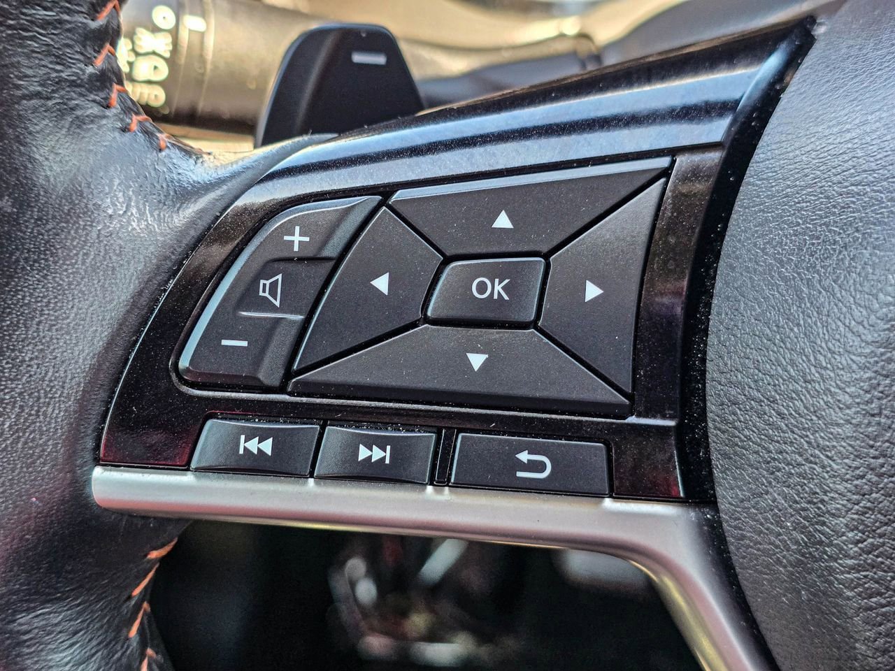 Used 2025 Nissan Altima 2.5 SR FWD image 21