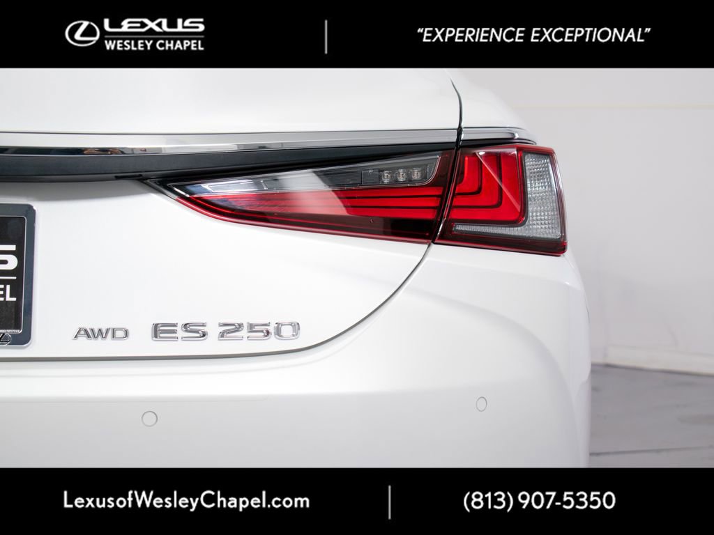 Used 2023 Lexus ES 250 w/ Premium Package AWD/4WD image 8