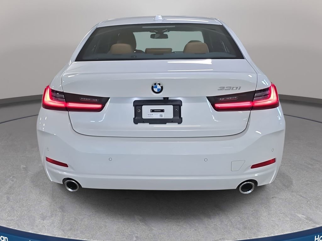 Used 2025 BMW 330i Sedan w/ Convenience Package image 8