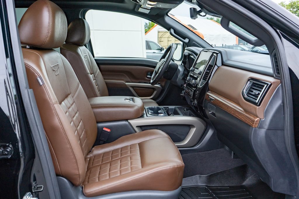 Used 2023 Nissan Titan Platinum Reserve w/ Moonroof Package AWD/4WD image 22