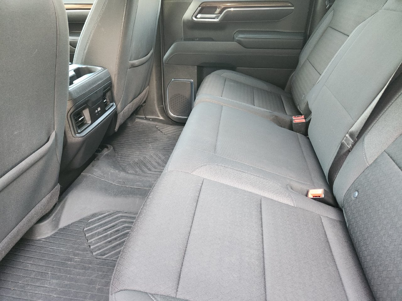 Used 2025 Chevrolet Silverado 1500 LT Trail Boss w/ Convenience Package II AWD/4WD image 28