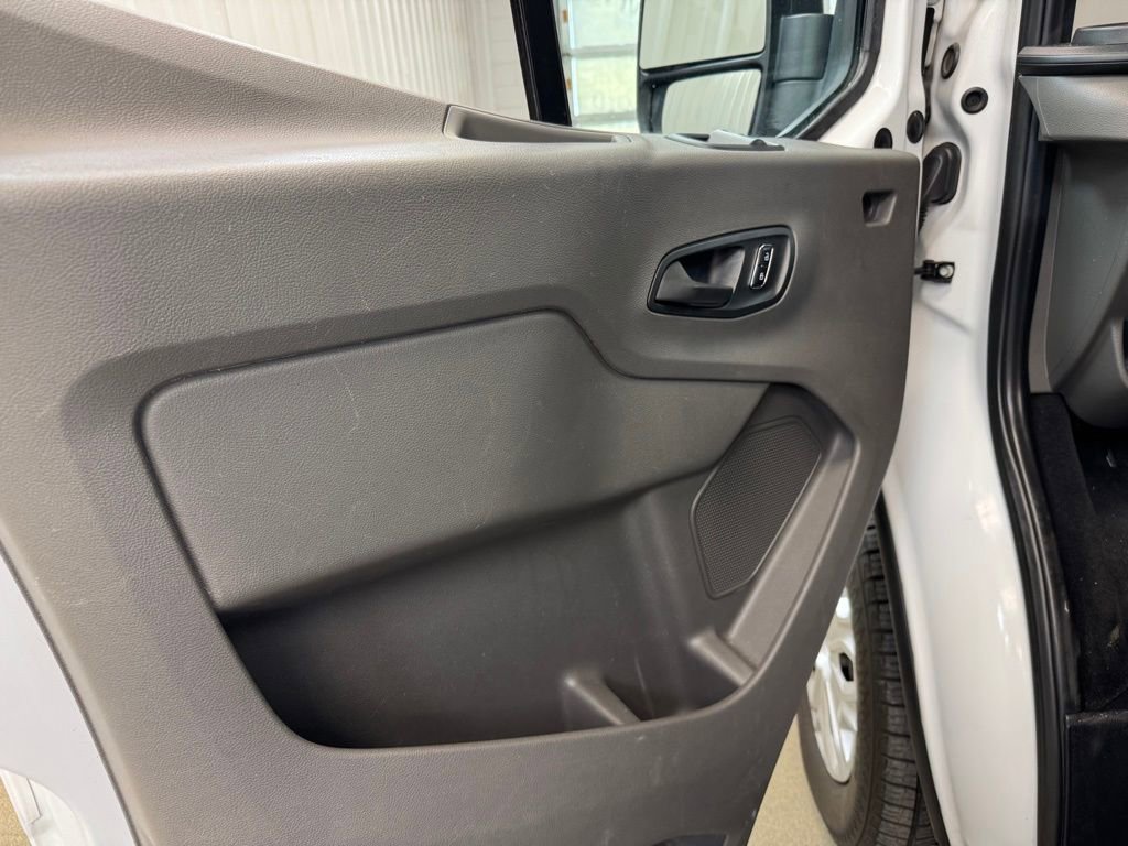 Used 2023 Ford Transit 350 XLT image 14