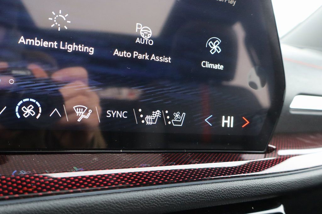 New 2026 Chevrolet Traverse RS image 14