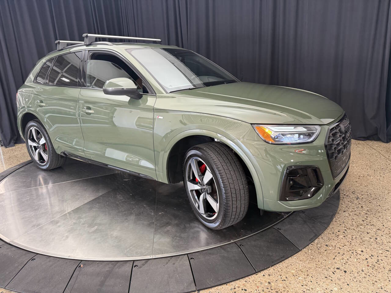 Used 2024 Audi Q5 2.0T Premium Plus w/ Premium Plus Package image 5